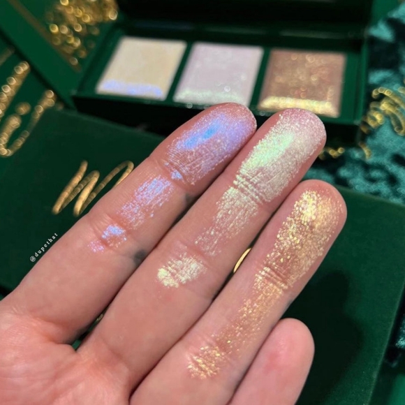 MIKAYLA PAHT TWO DUOCHROME HIGHLIGHTER PALETTE OBO - Picture 3 of 3